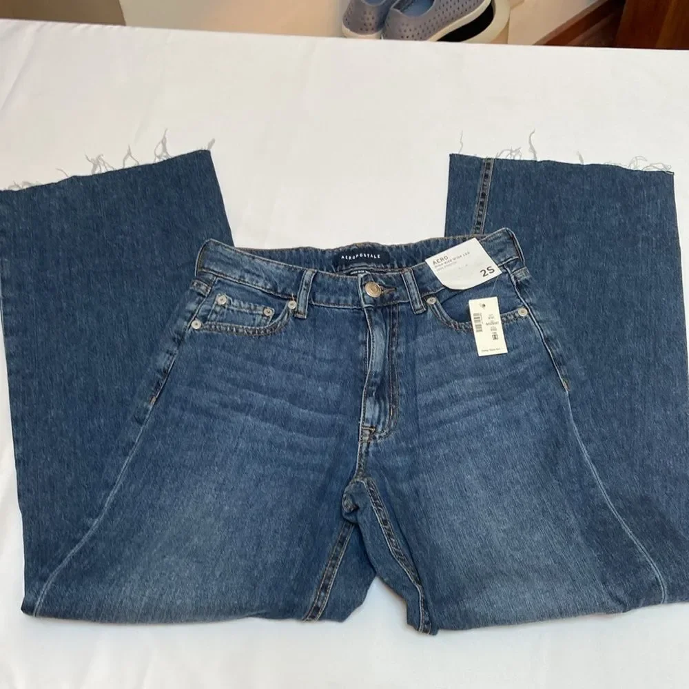 Aeropostale High Rise Wide Leg Non Stretch Jeans